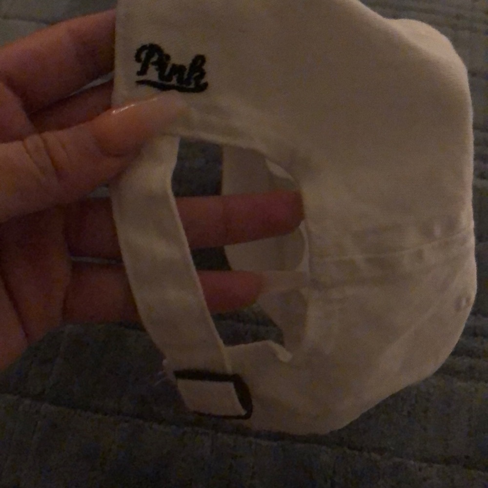 Pink hat - Picture 5 of 5